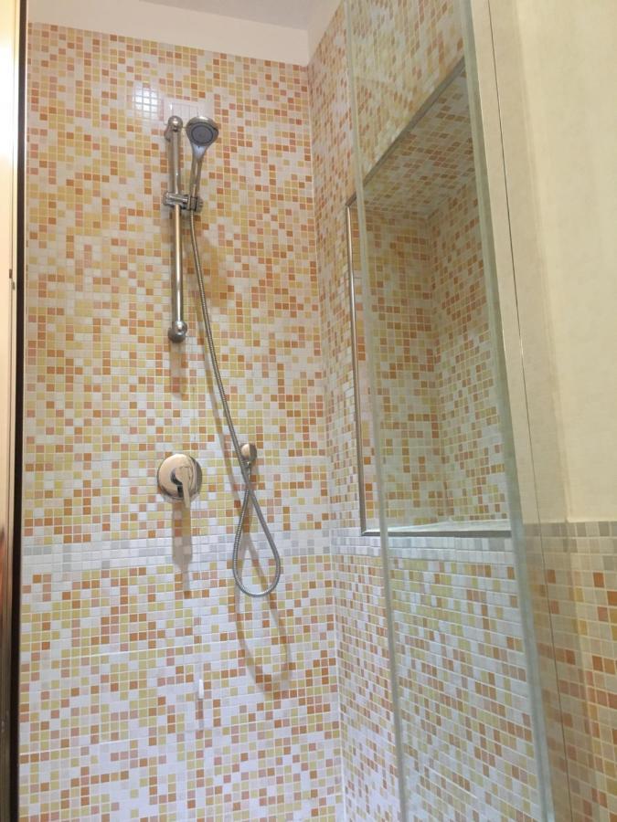 La Finestra Sul Colosseo B&B 1 Rome Luaran gambar